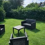 Renove Avec Acces Grand Jardin, Spa-jacuzzi, Sauna Commun Lejlighed *