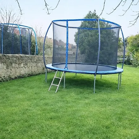 Renove Avec Acces Grand Jardin, Spa-jacuzzi, Sauna Commun *